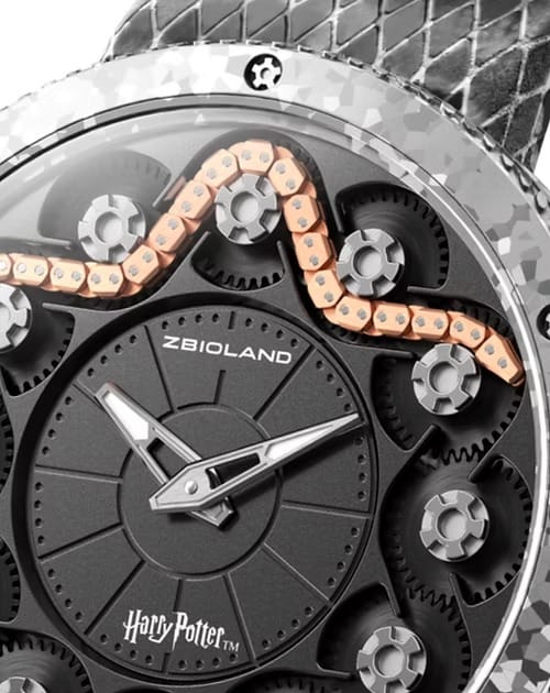 Snake Chain Mechanical Watch with black Dial